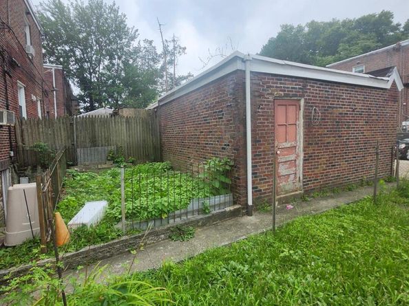 1415 E Washington Lane, Philadelphia PA 19138