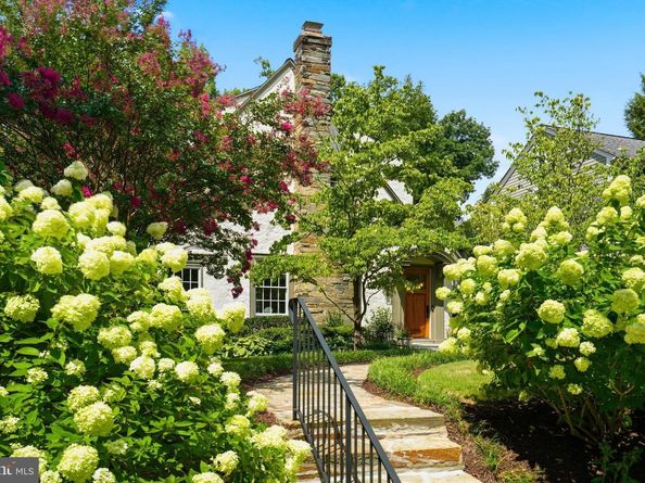 3024 45TH Street NW, Washington DC 20016