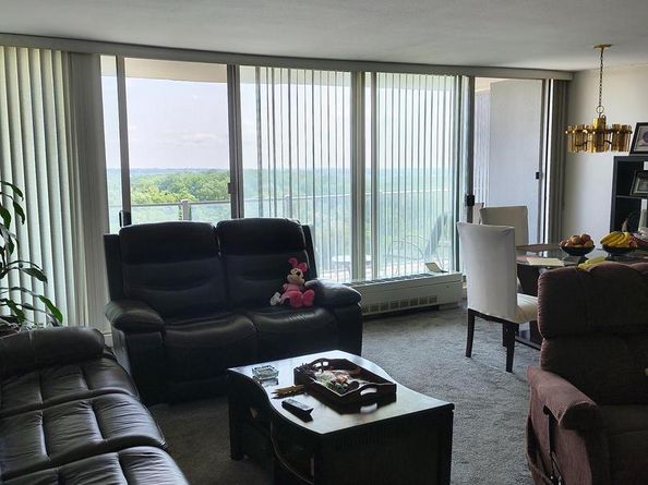 3900 Ford Road 16B, Philadelphia PA 19131