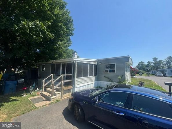 3300 Carter Drive T 3300, Morrisville PA 19067
