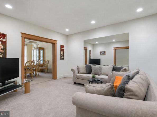 4513 Iowa Avenue NW, Washington DC 20011