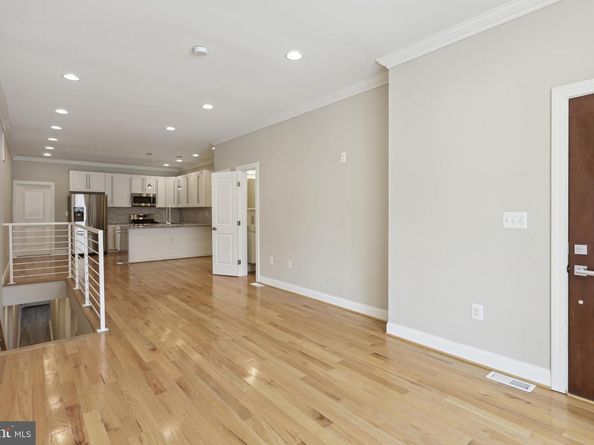 1926 1st Street NW 1, Washington DC 20001