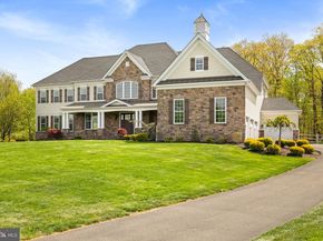 19 Goldney Dr, Newtown PA 18940