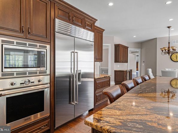 19 Goldney Dr, Newtown PA 18940