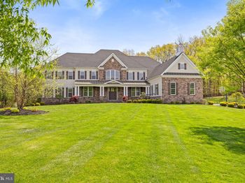 19 Goldney Dr