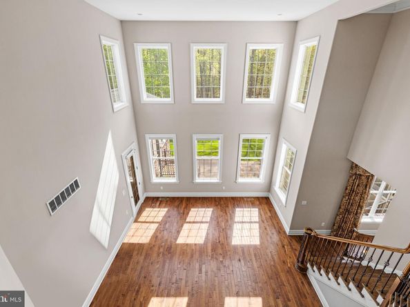 19 Goldney Dr, Newtown PA 18940