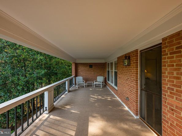 9430 Turnberry Drive, Potomac MD 20854