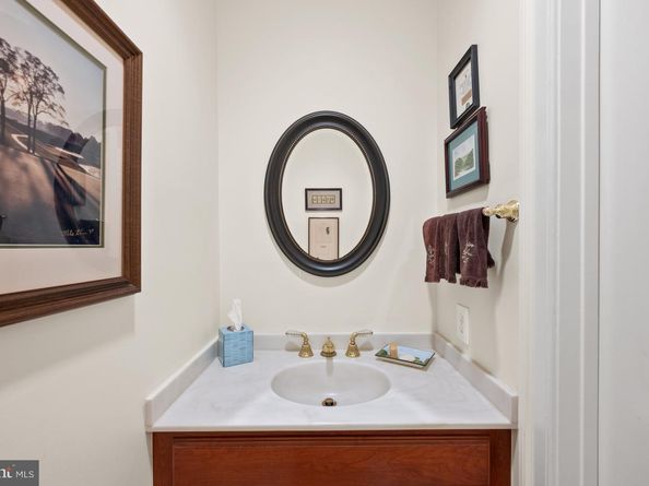 9430 Turnberry Drive, Potomac MD 20854