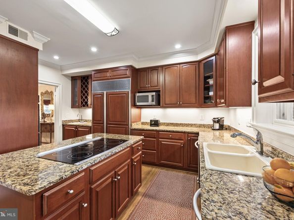 9430 Turnberry Drive, Potomac MD 20854