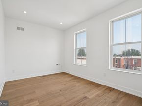 545 Green Lane, Philadelphia PA 19128
