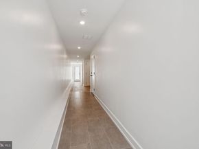545 Green Lane, Philadelphia PA 19128