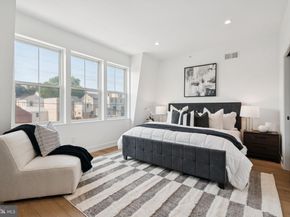 545 Green Lane, Philadelphia PA 19128