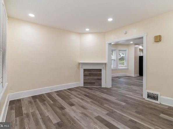 25 S Front Street, Darby PA 19023