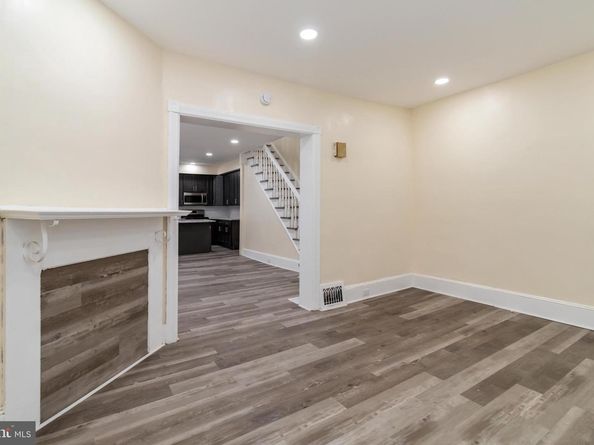 25 S Front Street, Darby PA 19023
