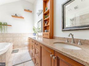406 Brighton Circle, Devon PA 19333