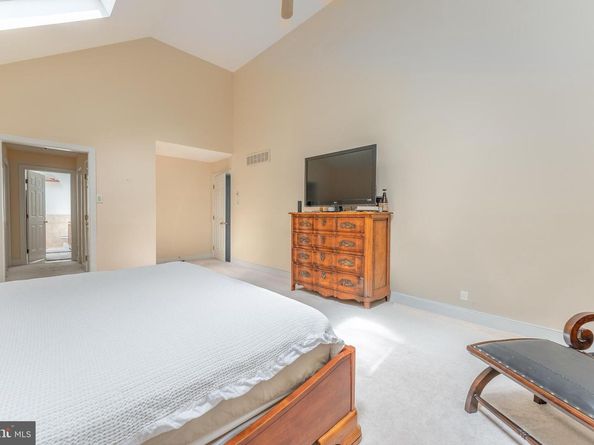 406 Brighton Circle, Devon PA 19333