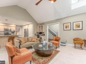 406 Brighton Circle, Devon PA 19333