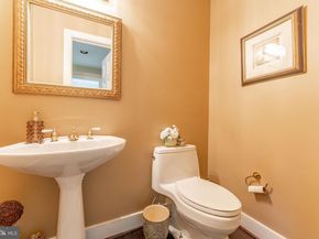 406 Brighton Circle, Devon PA 19333