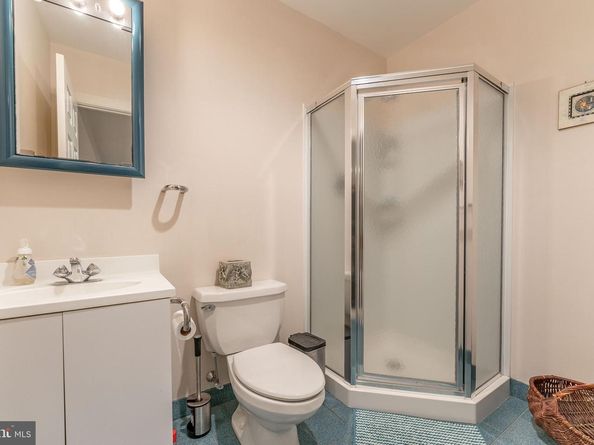 406 Brighton Circle, Devon PA 19333