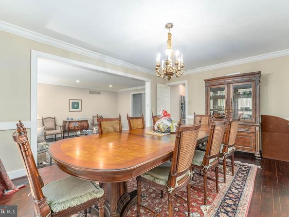 406 Brighton Circle, Devon PA 19333