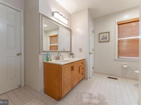 406 Brighton Circle, Devon PA 19333