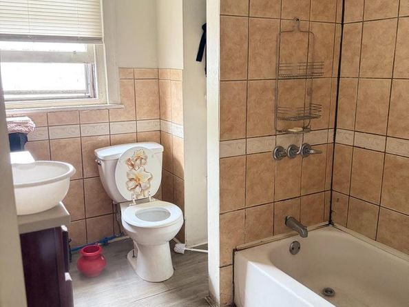 6100 Walnut Street, Philadelphia PA 19139