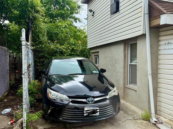 6100 Walnut Street, Philadelphia PA 19139