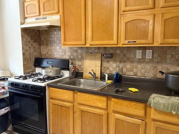 6100 Walnut Street, Philadelphia PA 19139