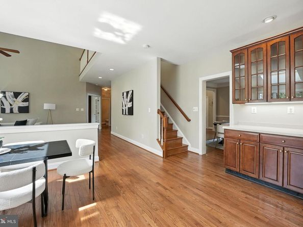 10505 Dunn Meadow Road, Vienna VA 22182