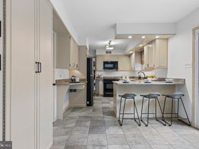 1 Chatham Place, Wallingford PA 19086
