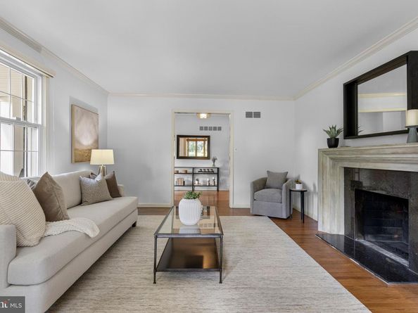 1 Chatham Place, Wallingford PA 19086