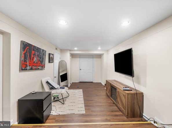 6908 Ogontz Avenue, Philadelphia PA 19138