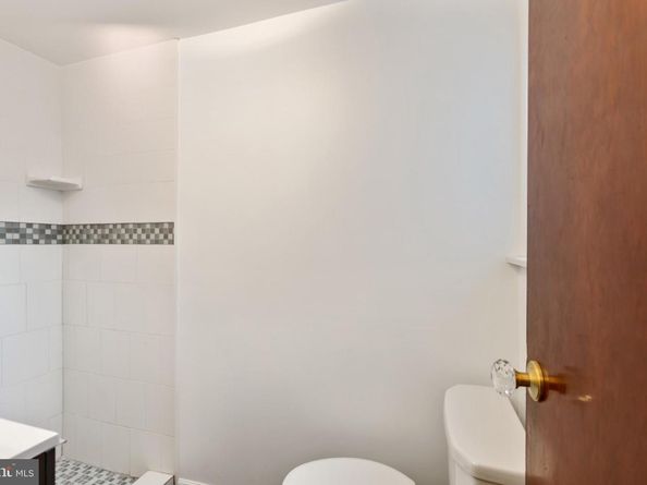 313 W 5TH Avenue, Conshohocken PA 19428