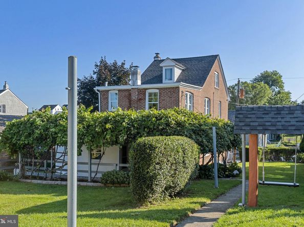 313 W 5TH Avenue, Conshohocken PA 19428
