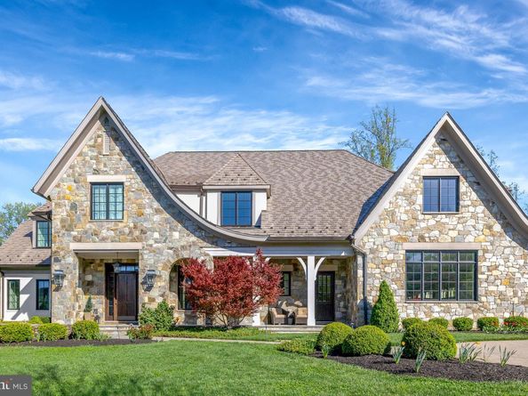 954 Mackall Farms Lane, Mclean VA 22101