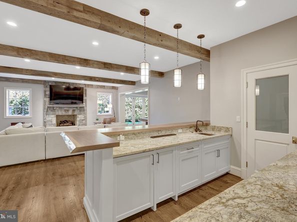 954 Mackall Farms Lane, Mclean VA 22101