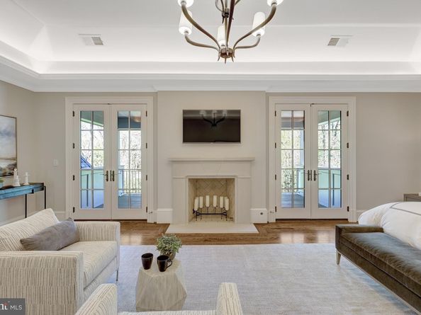 954 Mackall Farms Lane, Mclean VA 22101
