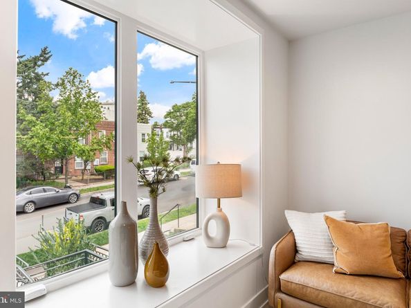 845 19TH Street NE 8, Washington DC 20002