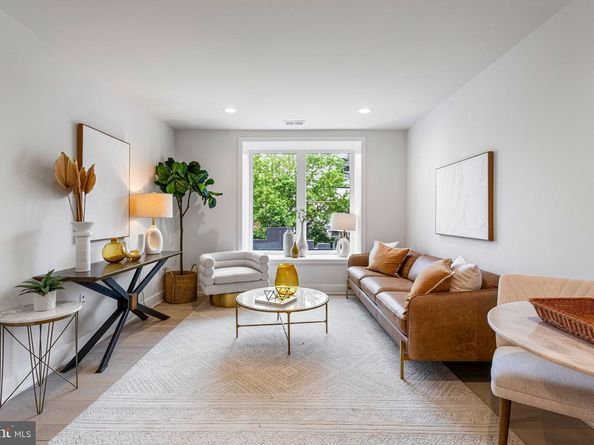 845 19TH Street NE 8, Washington DC 20002