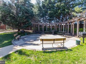 4850 Eisenhower Avenue 418, Alexandria VA 22304
