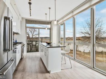 88 V Street SW