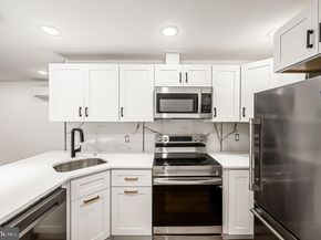 2548 N Front Street, Philadelphia PA 19133