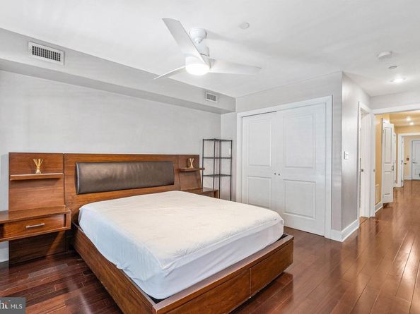 1522 Race Street 1, Philadelphia PA 19102