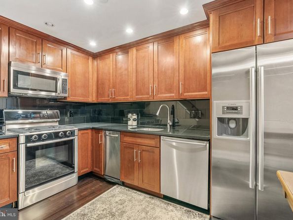1522 Race Street 1, Philadelphia PA 19102