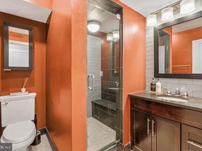 1522 Race Street 1, Philadelphia PA 19102