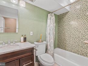1522 Race Street 1, Philadelphia PA 19102