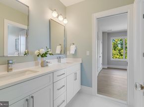 4102 18TH Road N, Arlington VA 22207