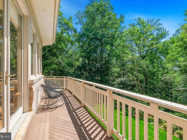 7005 Natelli Woods Lane, Bethesda MD 20817