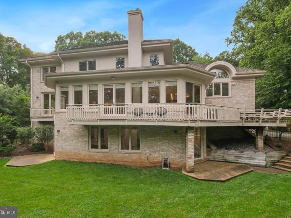 7005 Natelli Woods Lane, Bethesda MD 20817