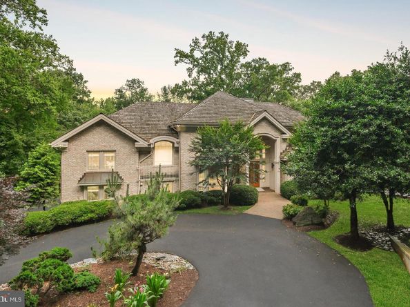 7005 Natelli Woods Lane, Bethesda MD 20817